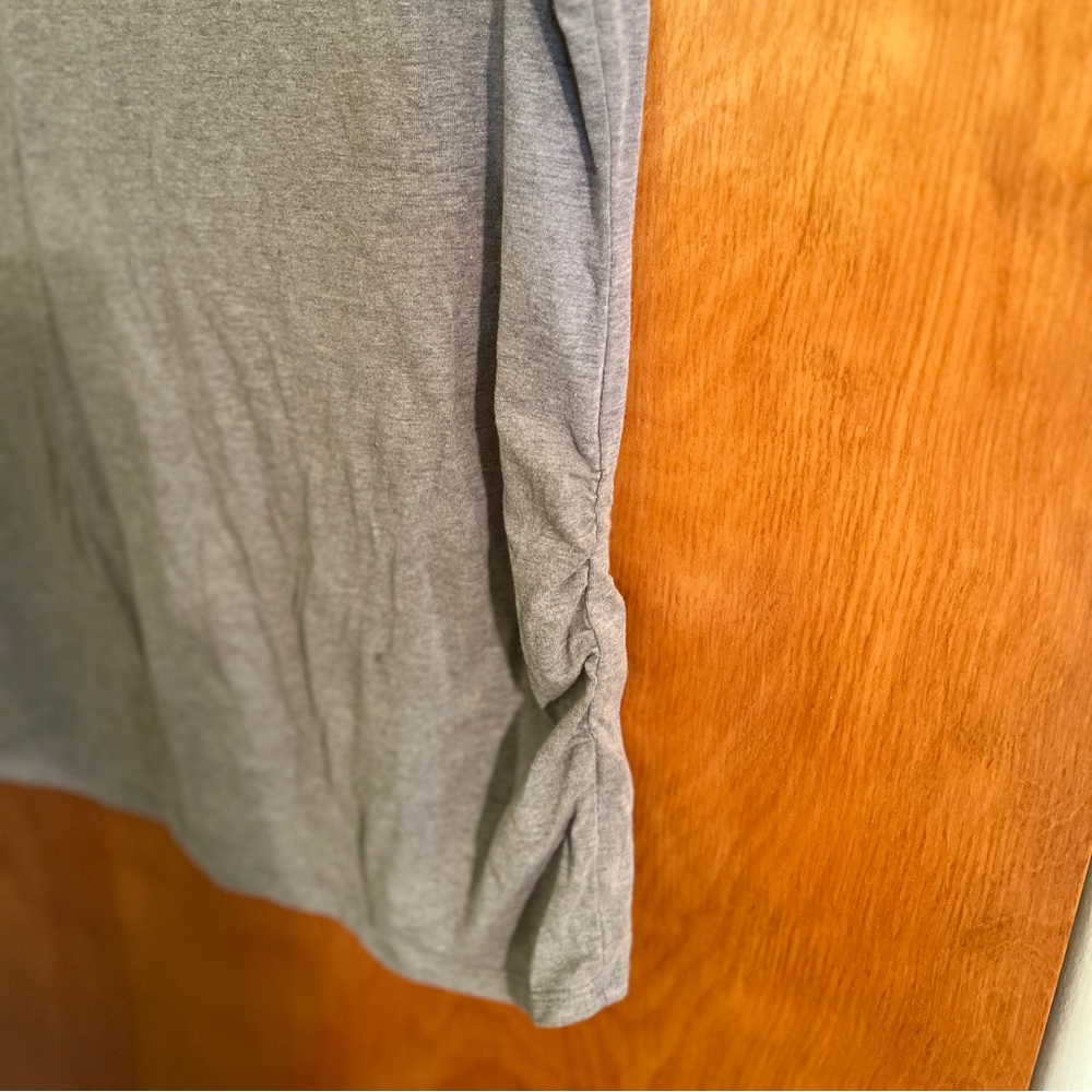 Maternity tee - Picture 2 of 3